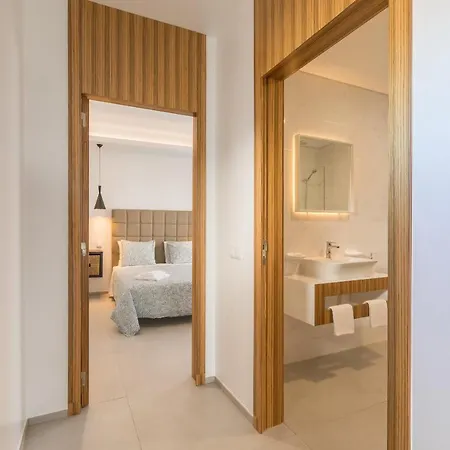 Correeira Luxury Residence T2 H - Albufeira, Pools, Wifi, Bbq, Beach شقة البوفيرا