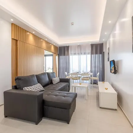 Correeira Luxury Residence T2 H - Albufeira, Pools, Wifi, Bbq, Beach Apartment *